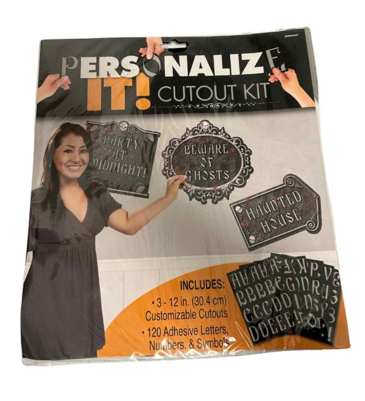 Halloween Personalise It Cutout Kit